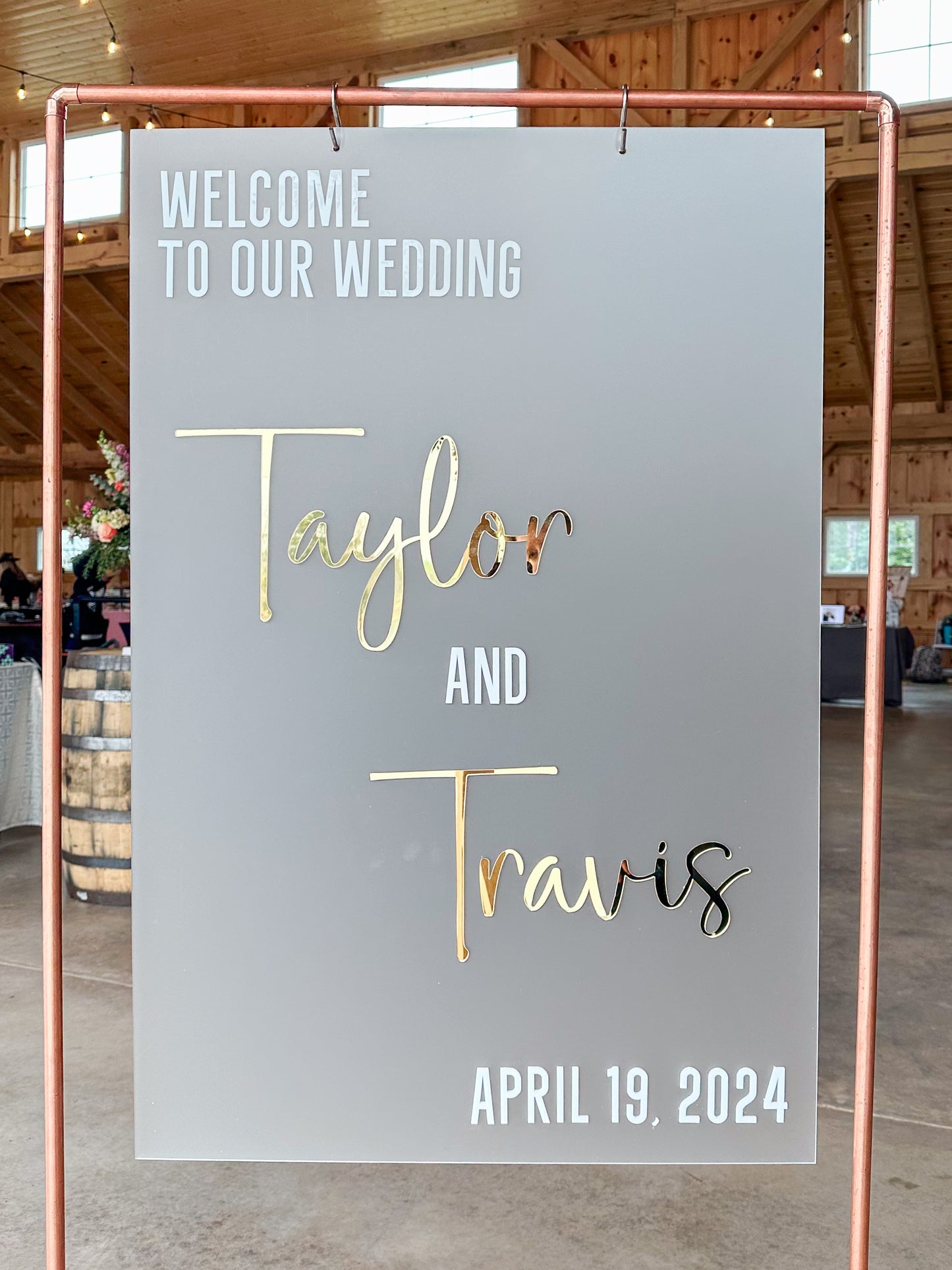 Acrylic Wedding Welcome Sign - Personalized Wedding Decor